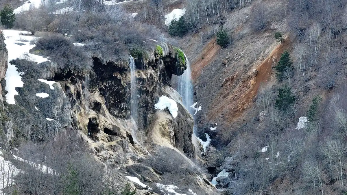 Sivas Dipsiz Göl Şelalesi’nde Büyük Dönüşüm: Çalışmalar %90 Tamamlandı