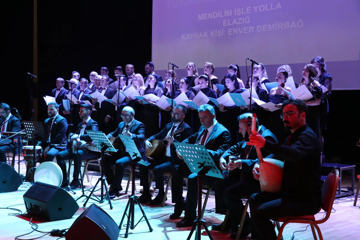 Sivas’ta Tıp Bayramı’na Türkü Damgası: Sağlık Çalışanlarından Unutulmaz Konser