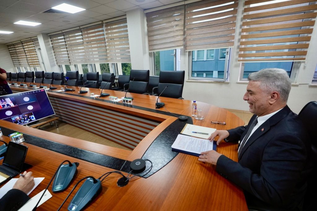 AW441282 03 | Gündem Sivas™ Haber