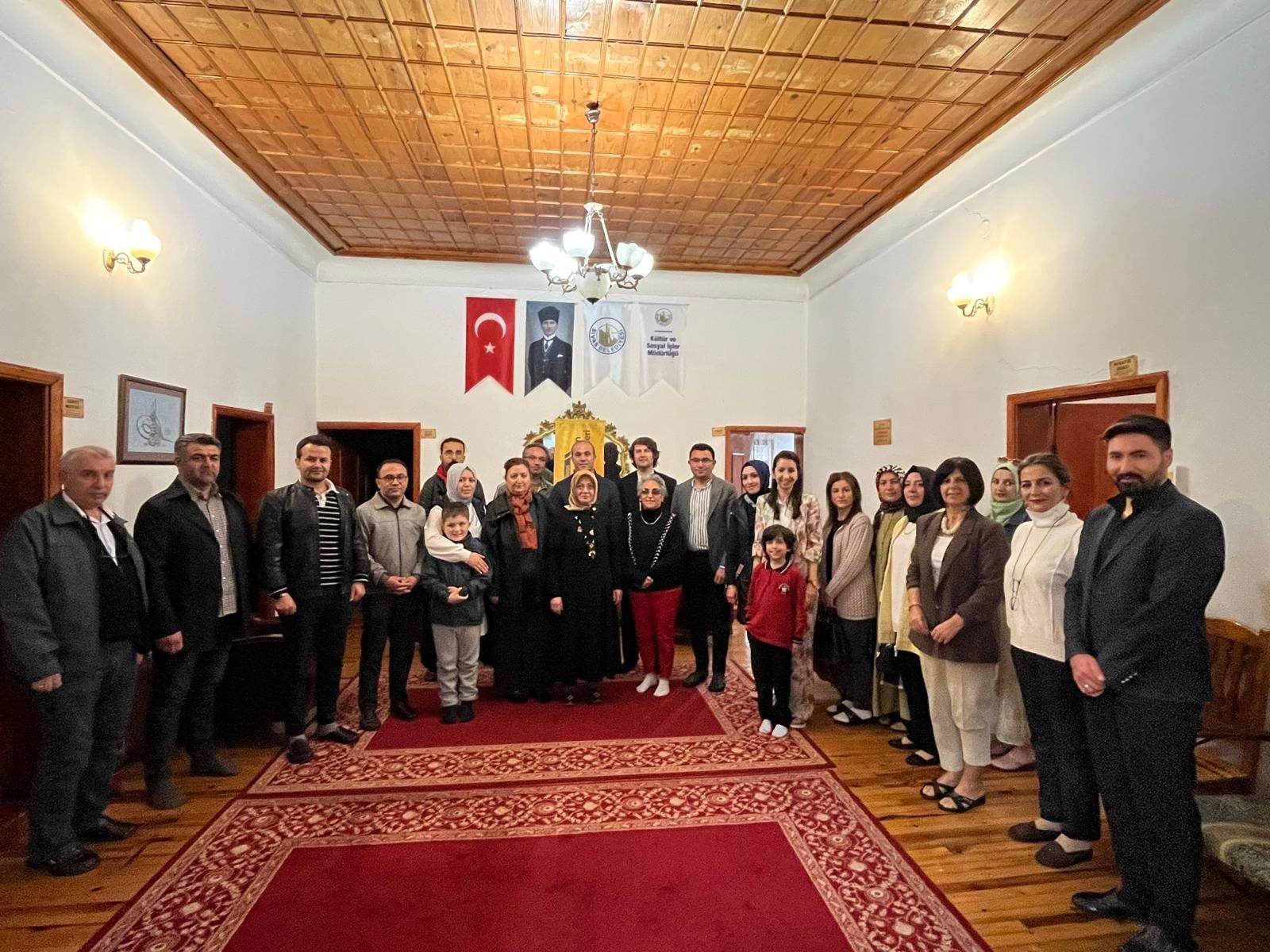 Sivas’ta Edebiyat Akademisi Devam Ediyor: Geleneksel Masallar Söyleşisi İlgi Gördü