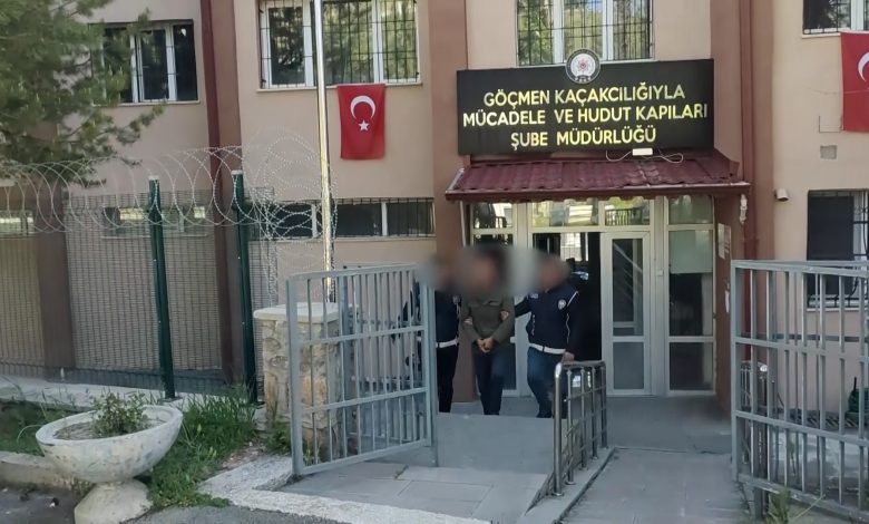 Sivas’ta Göçmen Kaçakçılığına Geçit Yok: 6 Organizatör Tutuklandı AW461422 03 | Gündem Sivas™ Haber