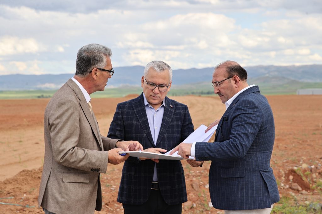 Sivas Demirağ OSB’de Üretim ve İstihdam Hamlesi: 12 Fabrika Açıldı, 37 Fabrika Yolda! AW467833 04 | Gündem Sivas™ Haber