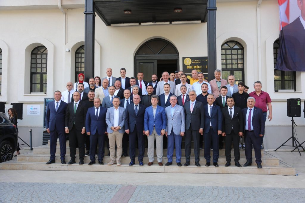 Cumhuriyetin Temellerini Atan Şehirler Amasya’da Buluştu: Tarih ve Ticaret Buluşması