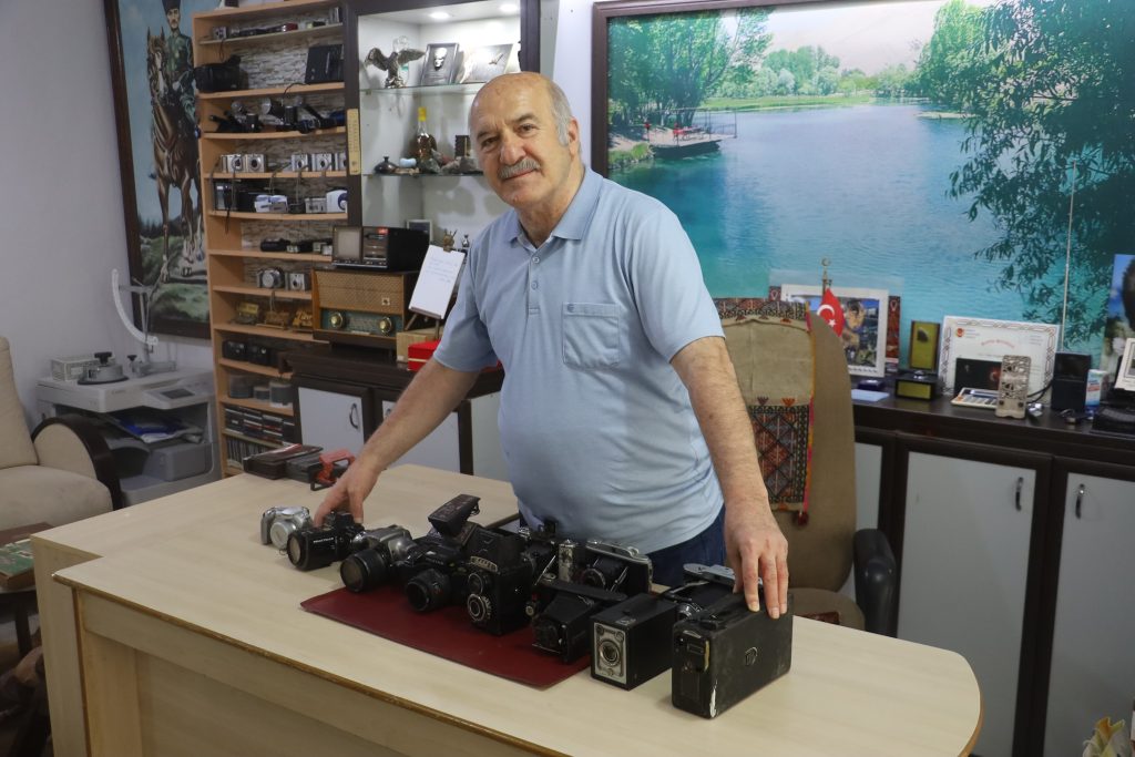 Fotoğrafçılığın Dijital Devrimi: Cam Filmlerden Akıllı Telefonlara AW485950 07 | Gündem Sivas™ Haber