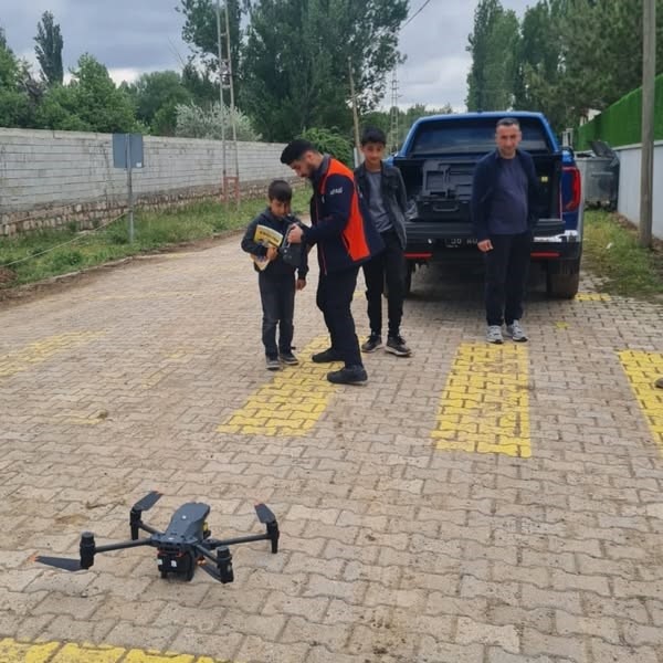 Sivas'ta Kaybolan 9 Büyükbaş Hayvan AFAD'ın Drone'lu Operasyonuyla Bulundu! Afad Sinav1 | Gündem Sivas™ Haber