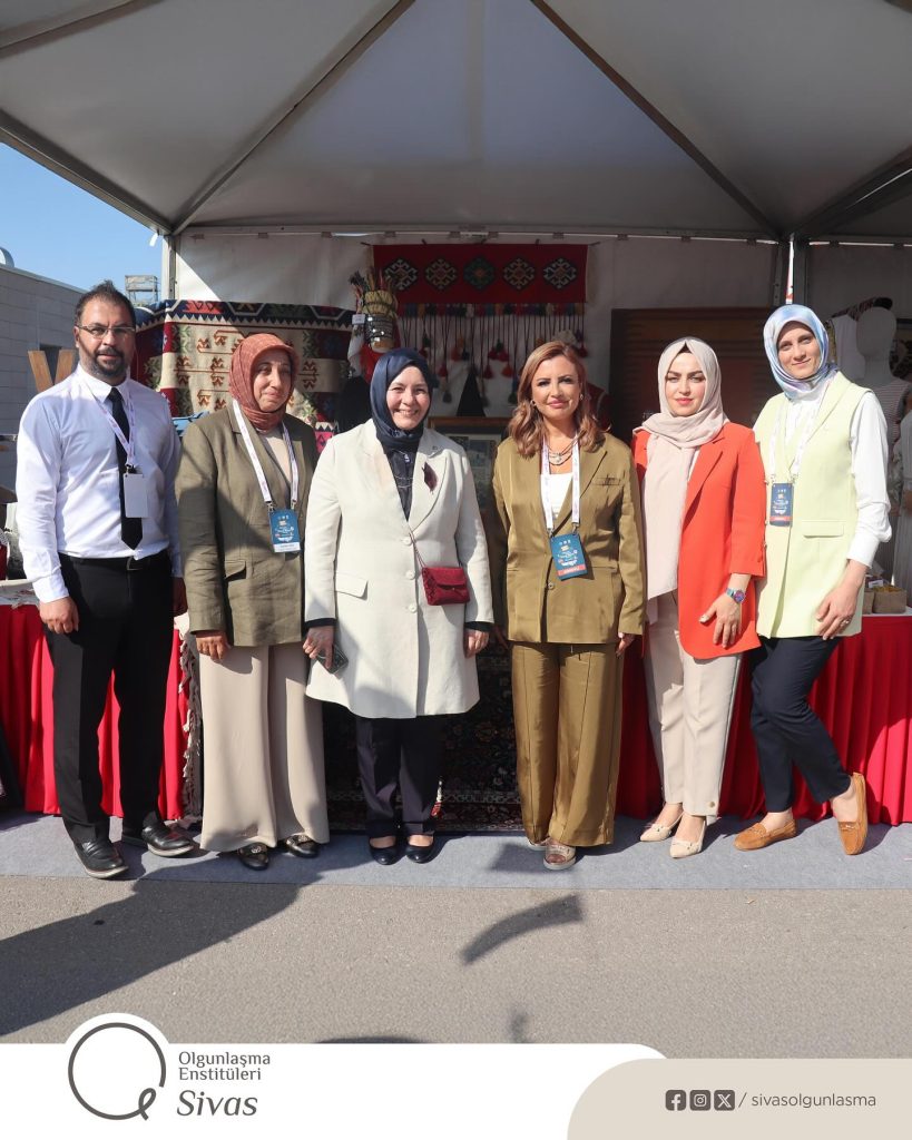Sivas Olgunlaşma Enstitüsü'nden Başkent'te Kültür Rüzgarı: Hayat Boyu Öğrenme Festivali'ne Yoğun İlgi Olgunlasma Enstitusu 2 | Gündem Sivas™ Haber