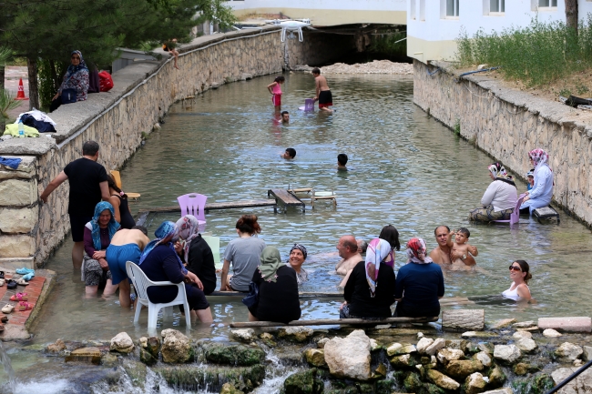 Kangal Balıklı Kaplıca Tabiat Parkı İlan Edildi: İşletmeci Ünsallar A.Ş.’den Sert Tepki 809c6c2d e689 4466 a4ca 22fdeab005d8 | Gündem Sivas™ Haber