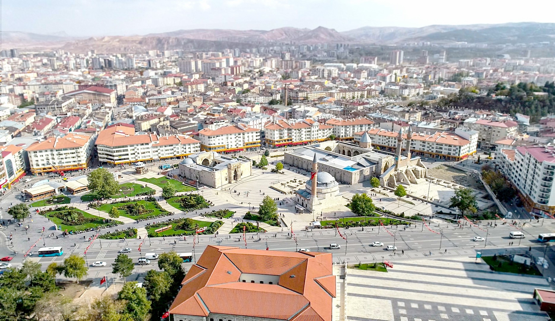 Sivas'ta 636 Dernek Faaliyet Gösteriyor