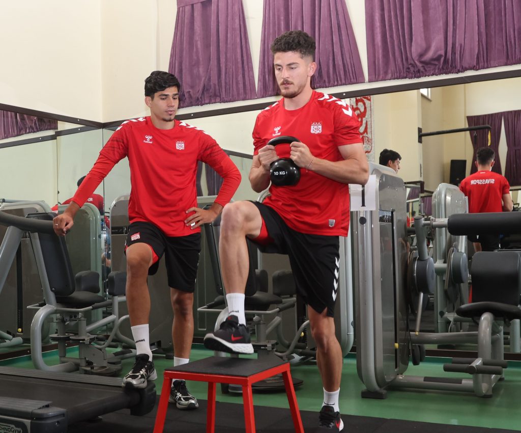 Sivasspor, Sivas Kampında Hız Kesmiyor! AW488048 03 | Gündem Sivas™ Haber