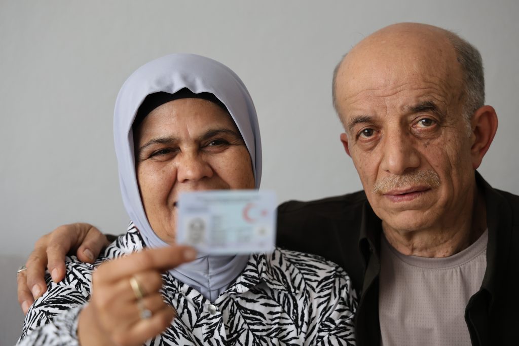 58 Yıllık Kimlik Mücadelesi Son Buldu: Raziye Şimşek’in Umut Dolu Hikâyesi AW488622 01 | Gündem Sivas™ Haber