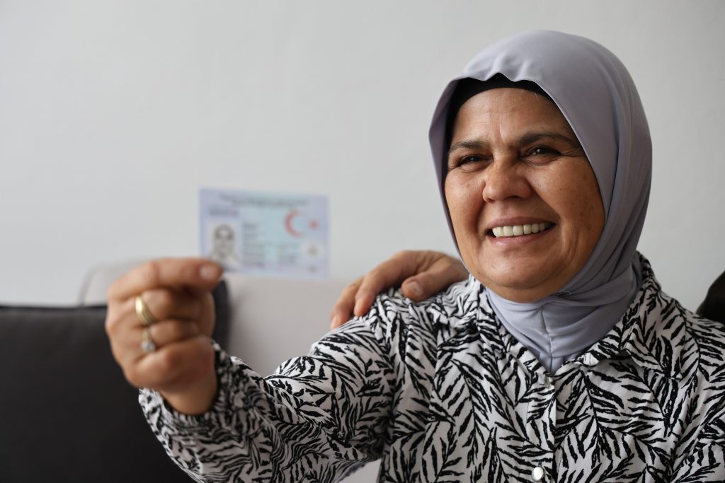 58 Yıllık Kimlik Mücadelesi Son Buldu: Raziye Şimşek’in Umut Dolu Hikâyesi AW488622 02 | Gündem Sivas™ Haber