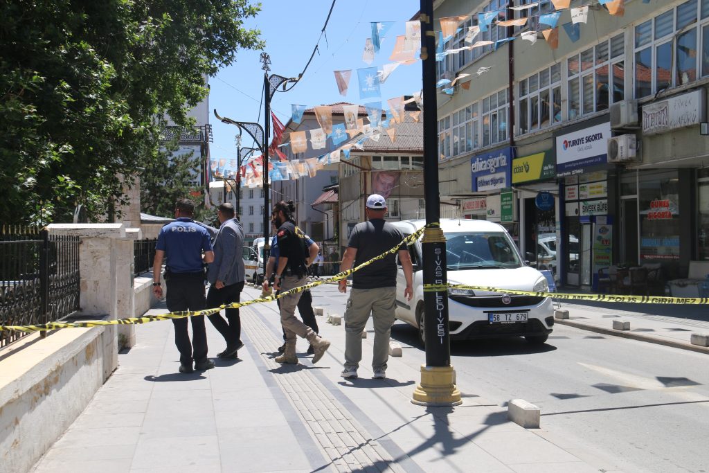 AW493525 02 | Gündem Sivas™ | Sivas Haberleri