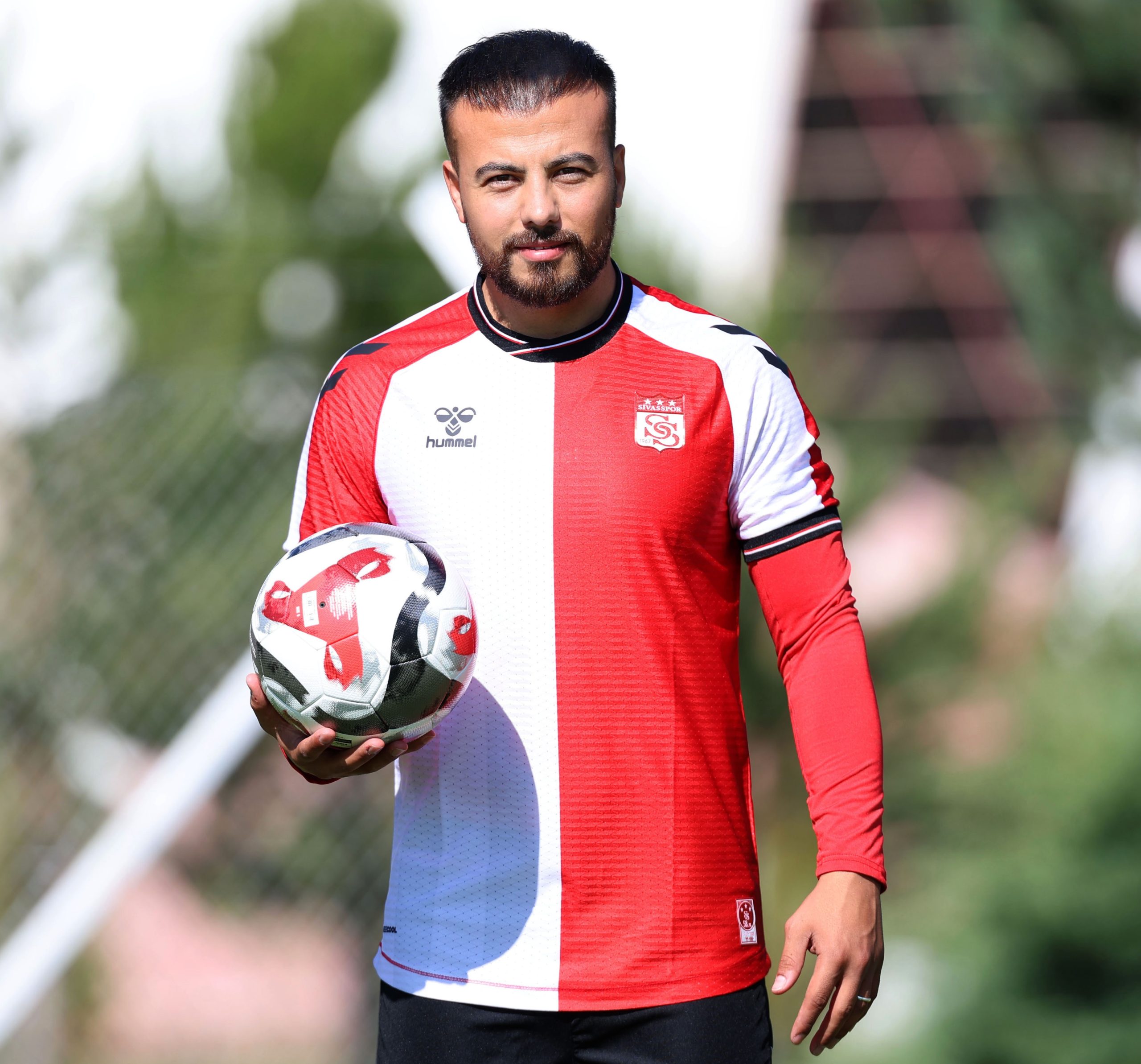Sivasspor, Feyzi Yıldırım’ı Transfer Etti!