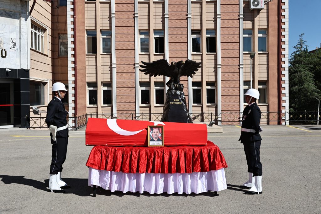 AW494318 01 | Gündem Sivas™ | Sivas Haberleri