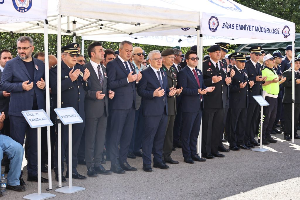 AW494318 07 | Gündem Sivas™ | Sivas Haberleri