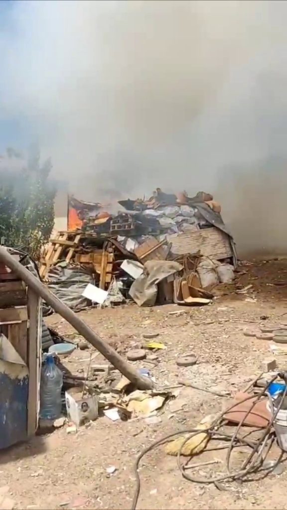 Sivas'ta Atık Malzemelerden Çıkan Yangın İtfaiye Müdahalesiyle Kontrol Altına Alındı AW494490 05 | Gündem Sivas™ Haber