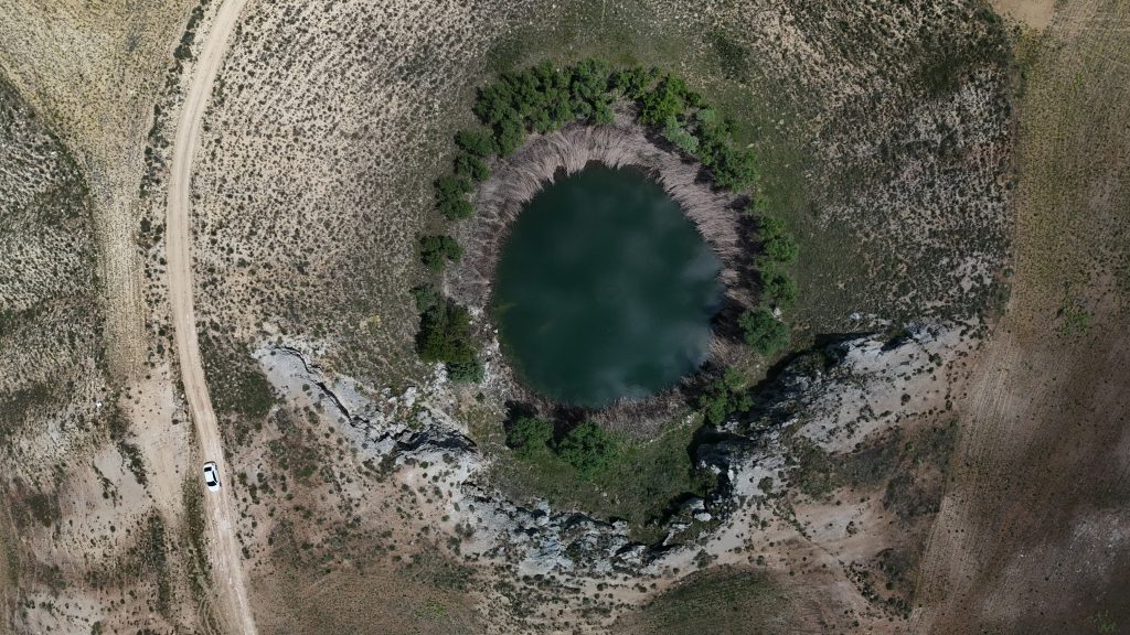 Sivas'ın Doğal Gözleri Ağgöl ve Karagöl, Kene Tehdidi Nedeniyle Ziyaretçisiz Kaldı AW497269 07 | Gündem Sivas™ Haber