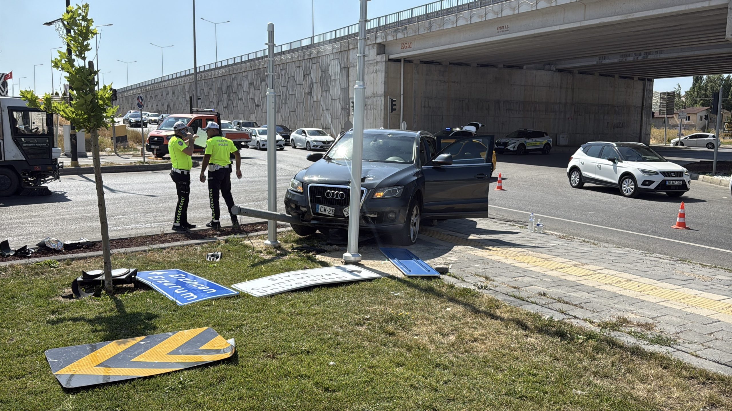Sivas’ta Kavşakta Meydana Gelen Trafik Kazası: 6 Yaralı