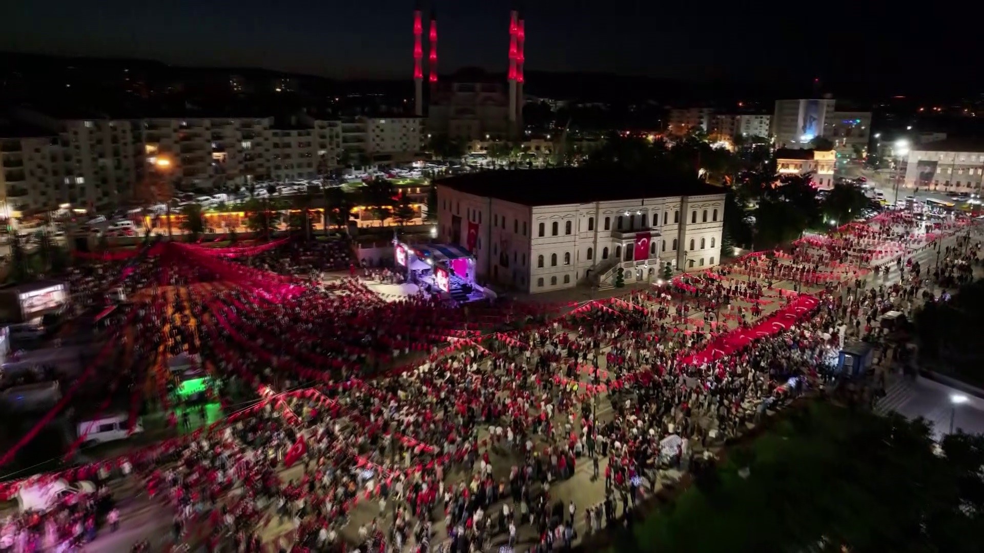 Sivas’ta 15 Temmuz Şehitleri Anıldı: “Demokrasi Nöbetimiz Devam Ediyor”