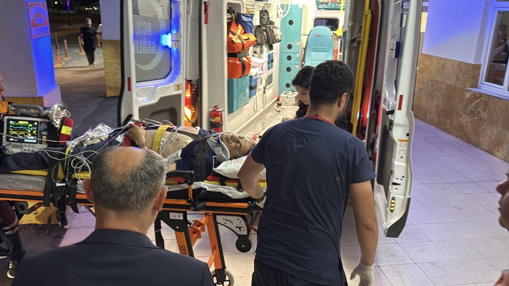 Eski Bitlis Valisi Erol Karaömeroğlu, Sivas'ta Geçirdiği Trafik Kazasında Hayatını Kaybetti AW499630 02 | Gündem Sivas™ Haber