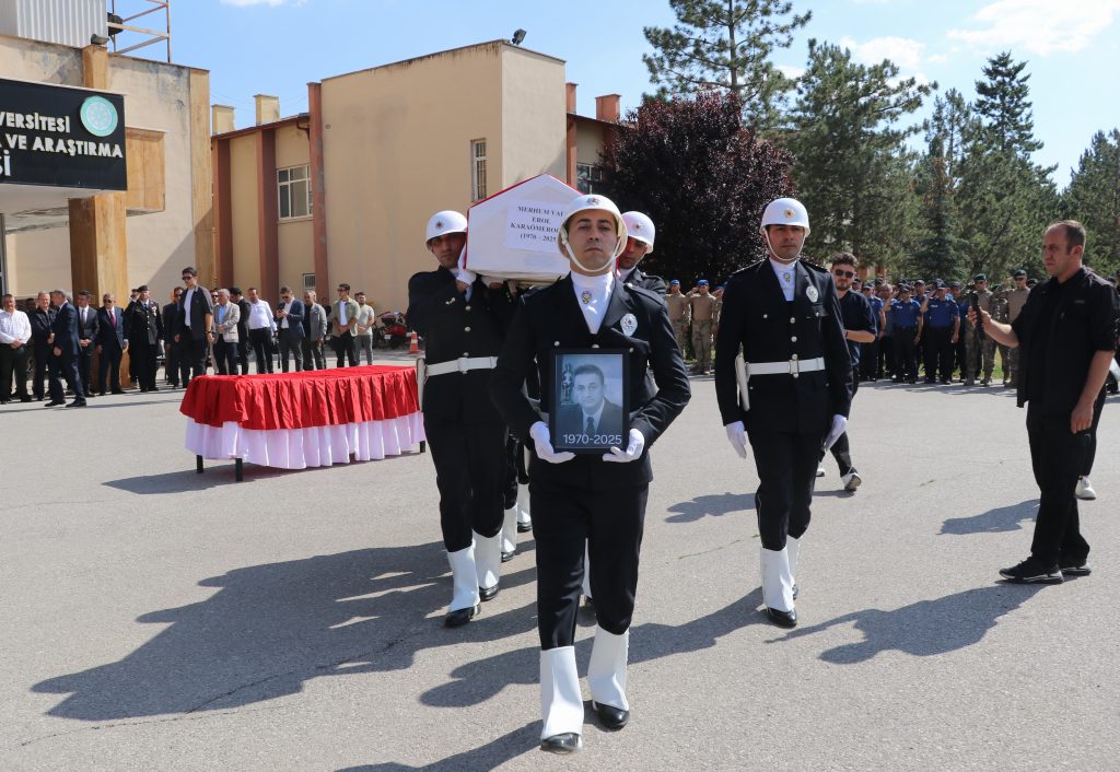AW499872 02 | Gündem Sivas™ Haber