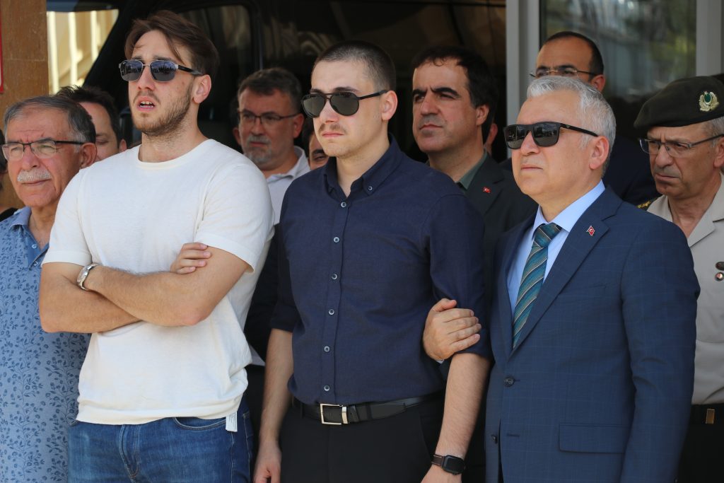 AW499872 03 | Gündem Sivas™ Haber