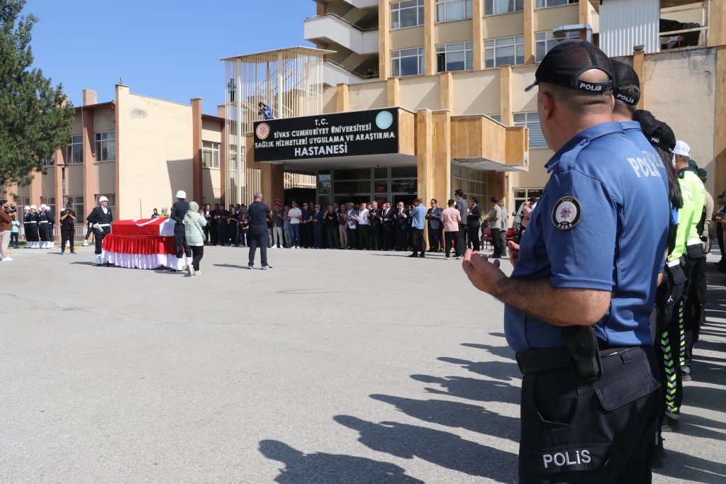 AW499872 05 | Gündem Sivas™ Haber