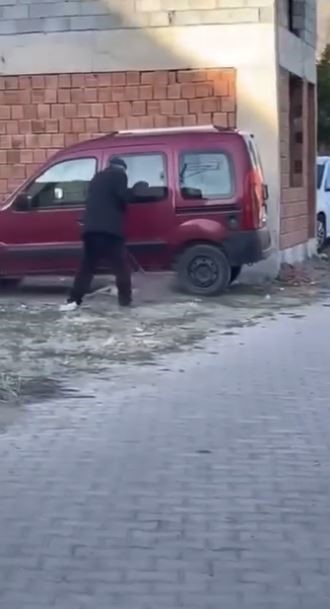 Sivas’ta Köpeğe Şiddet Uygulayan Kişiye 71.800 TL Ceza!