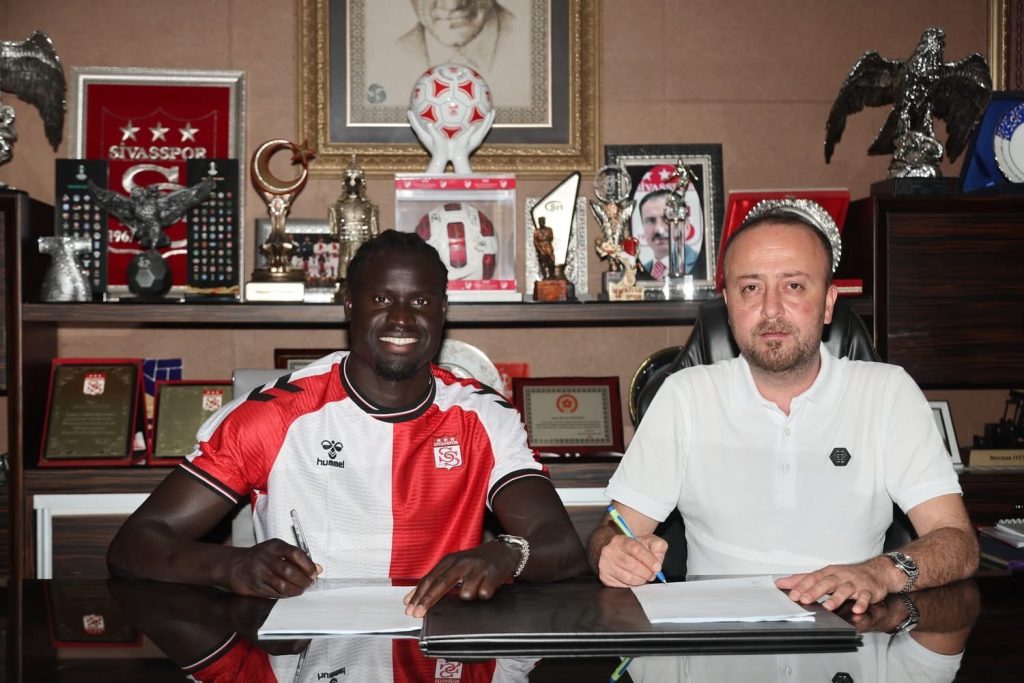 Sivasspor, Senegalli Yıldız Aliou Badji’yi Kadrosuna Kattı