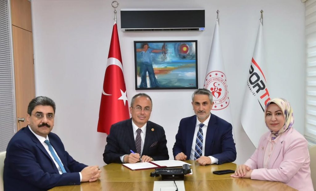 Sivas’a Spor Yatırımlarıyla Gençliğe Destek!