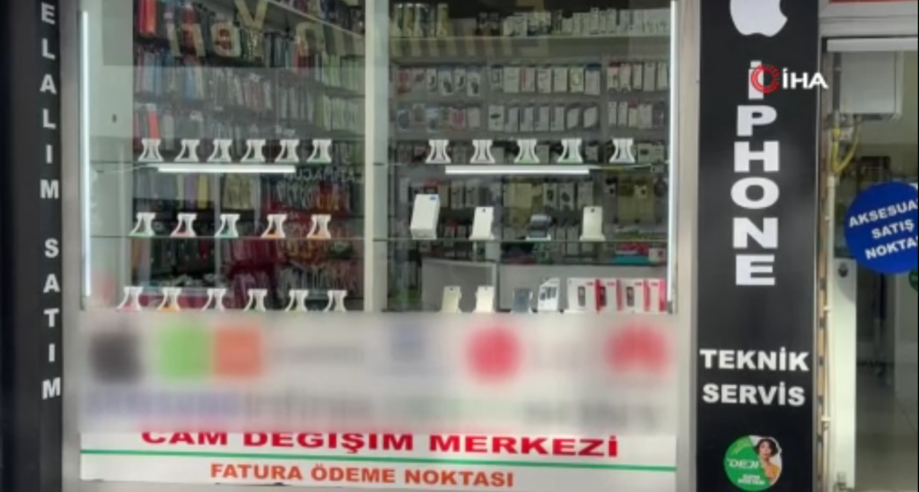 Sivas'ta 350 Bin TL Değerinde 19 Telefon Çalındı! Hirsizli 4 | Gündem Sivas™ Haber