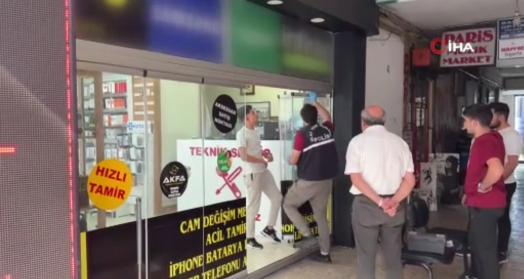 Sivas'ta 350 Bin TL Değerinde 19 Telefon Çalındı! Hirsizli 7 | Gündem Sivas™ Haber