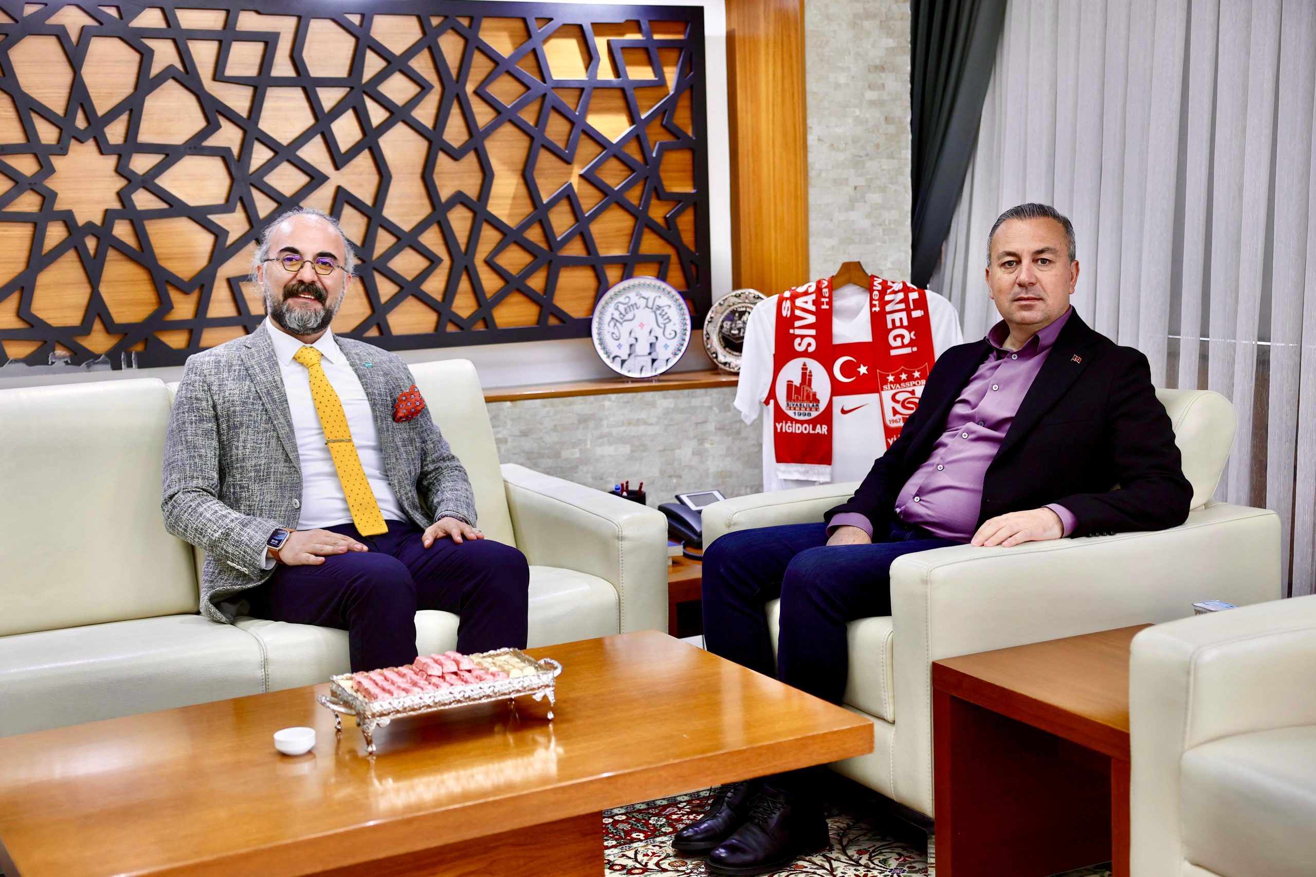 Tokuş, Başkan Uzun’a Teşekkür Ziyaretinde Bulundu