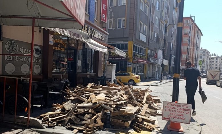 Sivas Belediyesi, Kaldırım İşgallerine Karşı Sert Tedbirler Alıyor IMG 20250731 WA0032 | Gündem Sivas™ Haber