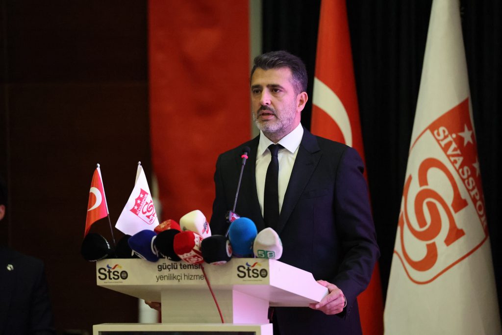 Sivasspor’da Yeni Dönem: Yönetim Kurulu Görev Dağılımı Açıklandı | Gündem Sivas™ | Sivas Haberleri SVSS4664 1024x683 1 | Gündem Sivas™ | Sivas Haberleri