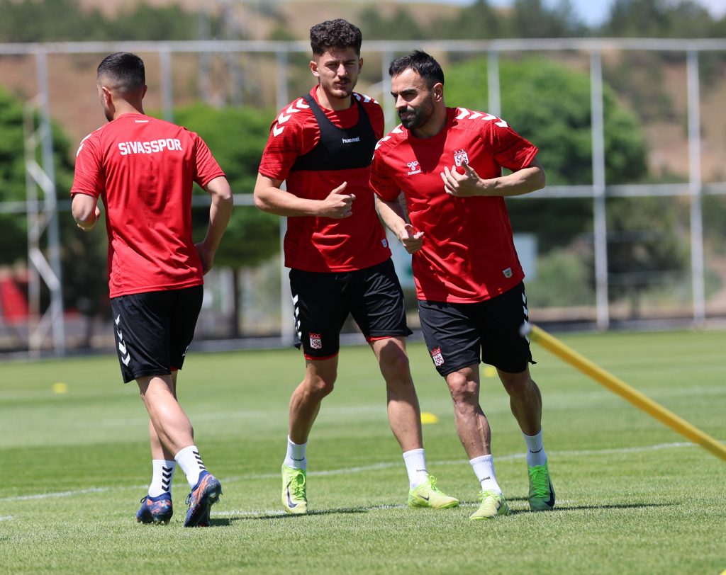 Sivasspor, Sivas Kampında Hız Kesmiyor! SVSS5918 1024x812 1 | Gündem Sivas™ Haber