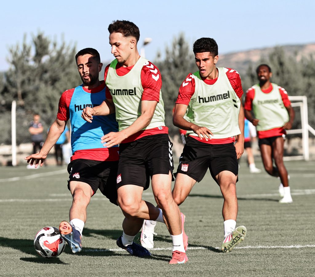 Sivasspor, Yeni Sezon Hazırlıklarını Hızlandırdı! SVSS7050 1024x901 1 1 | Gündem Sivas™ Haber