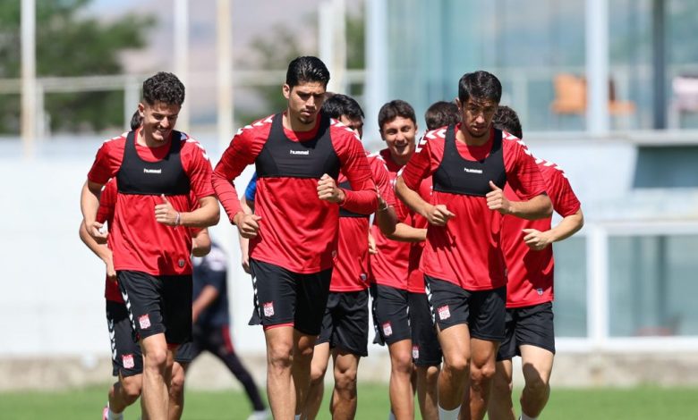 Sivasspor, Sivas Kampında Yoğun Antrenman Temposunu Sürdürüyor SVSS7466 1024x893 1 | Gündem Sivas™ Haber