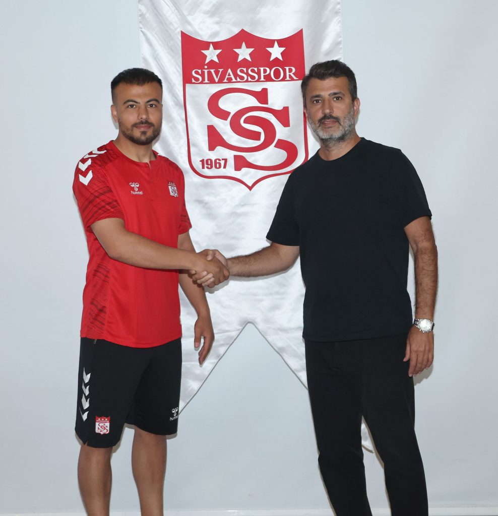 Sivasspor, Trendyol 1. Lig’de Kadrosunu Güçlendirdi! | Gündem Sivas™ | Sivas Haberleri SVSS9562 988x1024 1 | Gündem Sivas™ | Sivas Haberleri