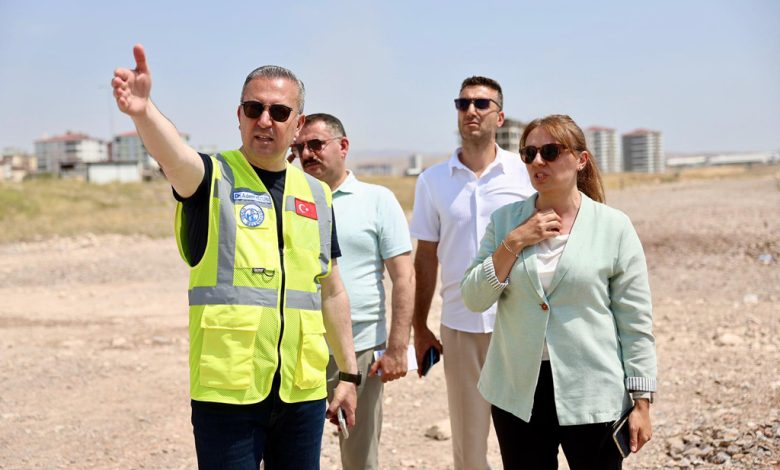 Başkan Uzun, Ulaşım Master Planı Kapsamında Sahada İncelemeler Yaptı guvenli akici ve konforlu bir ulasim icin calisiyoruz 9863 | Gündem Sivas™ Haber