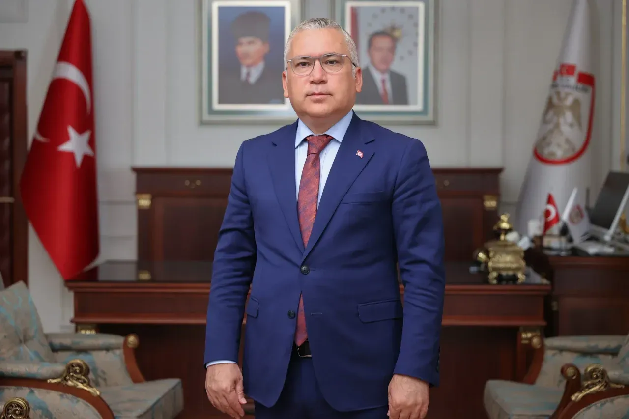 Sivas Valisi Şimşek, Özgür ve Tarafsız Haberciliğin Önemine Vurgu Yaptı