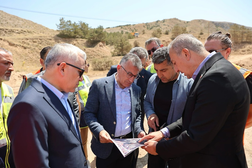 Sivas’ta Ulaşım Devrimi! Yeni Projelerle Trafik Rahatlıyor