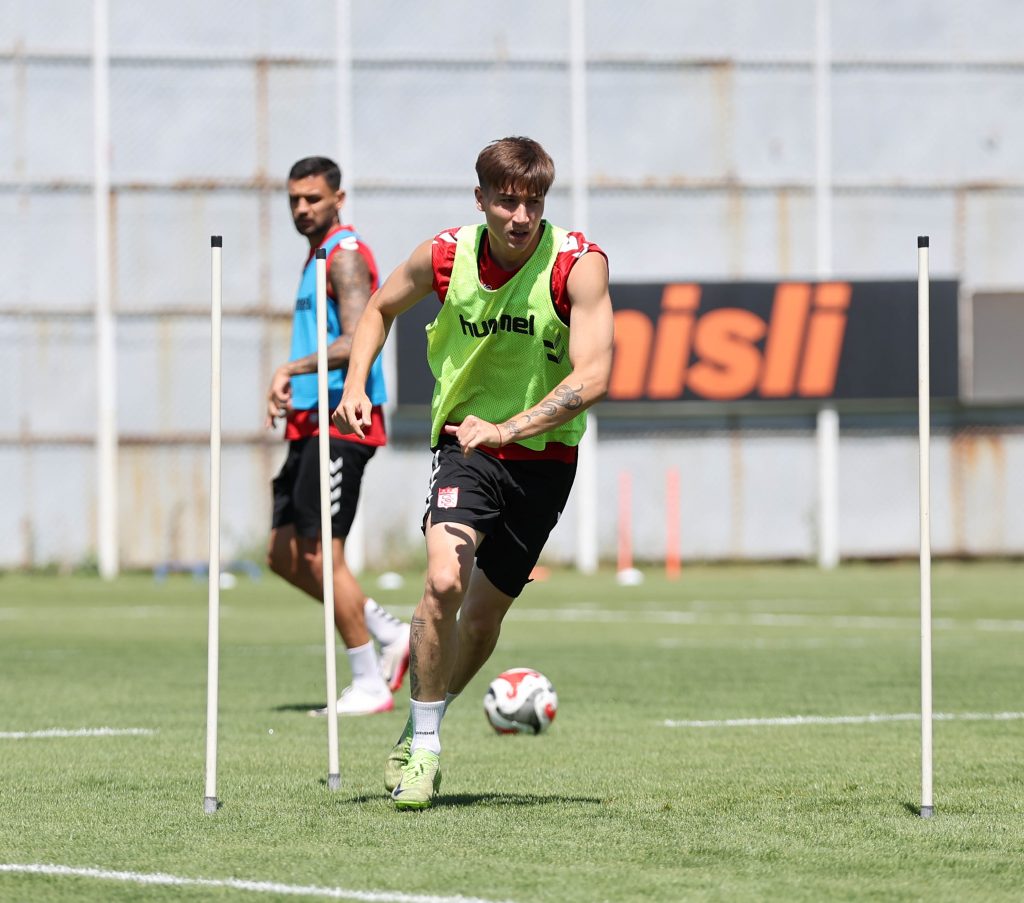 Özbelsan Sivasspor, Amed SF Maçı Hazırlıklarına Hız Verdi 070A8737 1024x903 1 | Gündem Sivas™ Haber