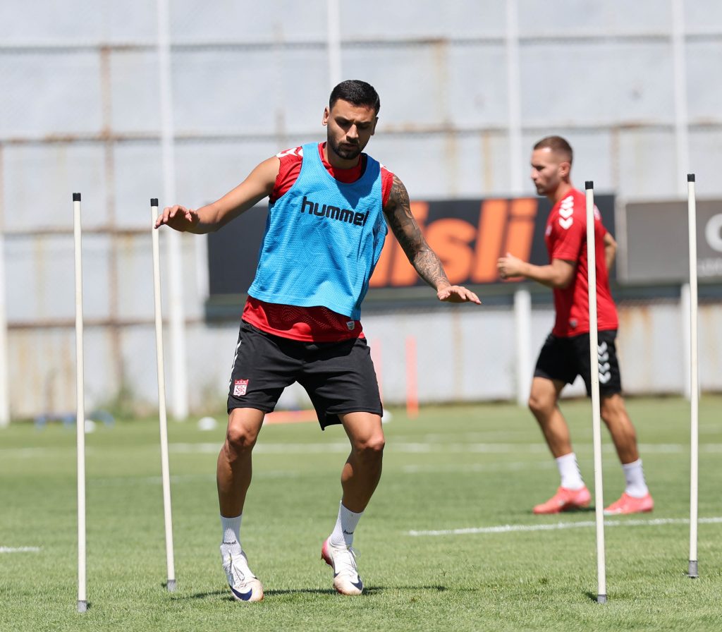 Özbelsan Sivasspor, Amed SF Maçı Hazırlıklarına Hız Verdi 070A8742 1024x896 1 | Gündem Sivas™ Haber