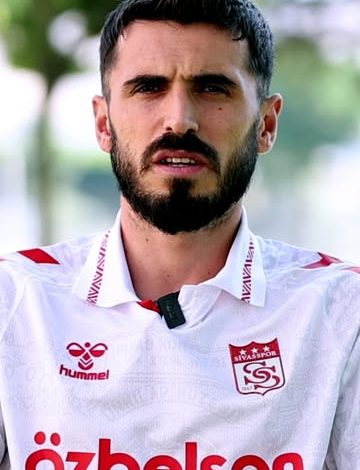Sivasspor'a Yeni Katılan Valon Ethemi, Sivas'ta Mutlu 3709978917202997838 490213245 | Gündem Sivas™ Haber