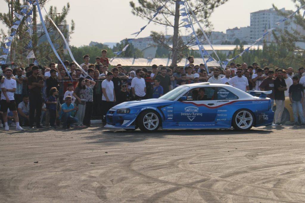Sivas’ta Drift Tutkunları İçin Dev Pist Açıldı! AW510235 02 | Gündem Sivas™ Haber