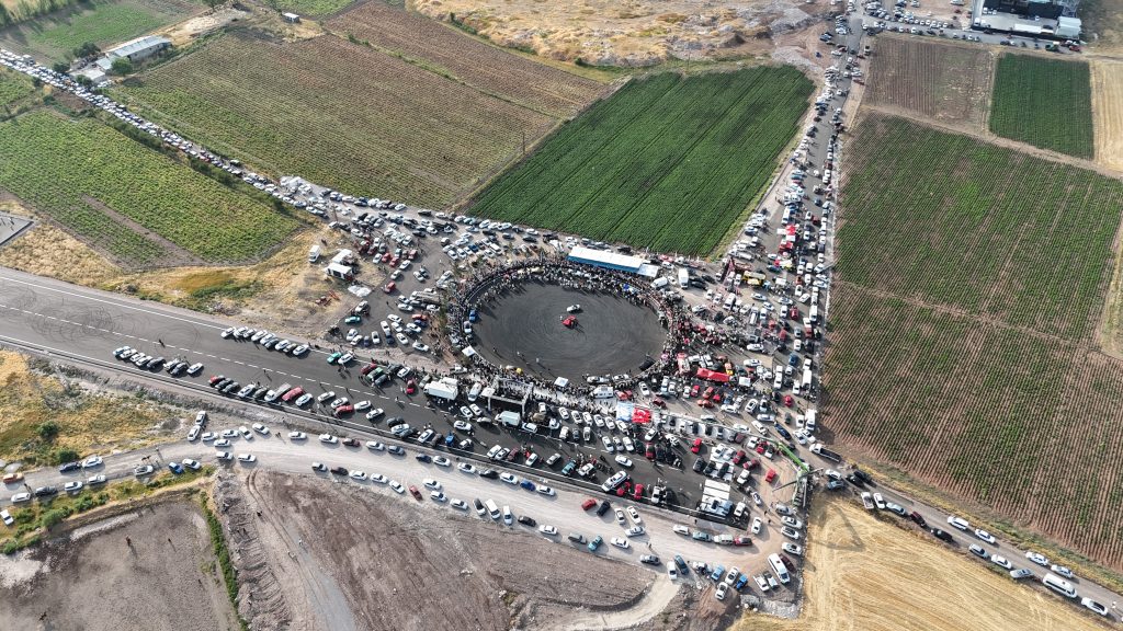 Sivas’ta Drift Tutkunları İçin Dev Pist Açıldı! AW510235 05 | Gündem Sivas™ Haber