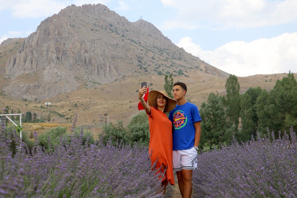 Niyazi ve Muazzez Selvi’nin Huzur Dolu Emeklilik Projesi AW510530 04 | Gündem Sivas™ Haber