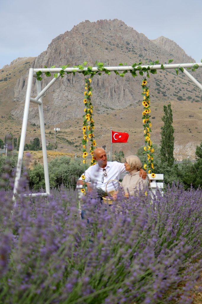 Niyazi ve Muazzez Selvi’nin Huzur Dolu Emeklilik Projesi AW510530 08 | Gündem Sivas™ Haber