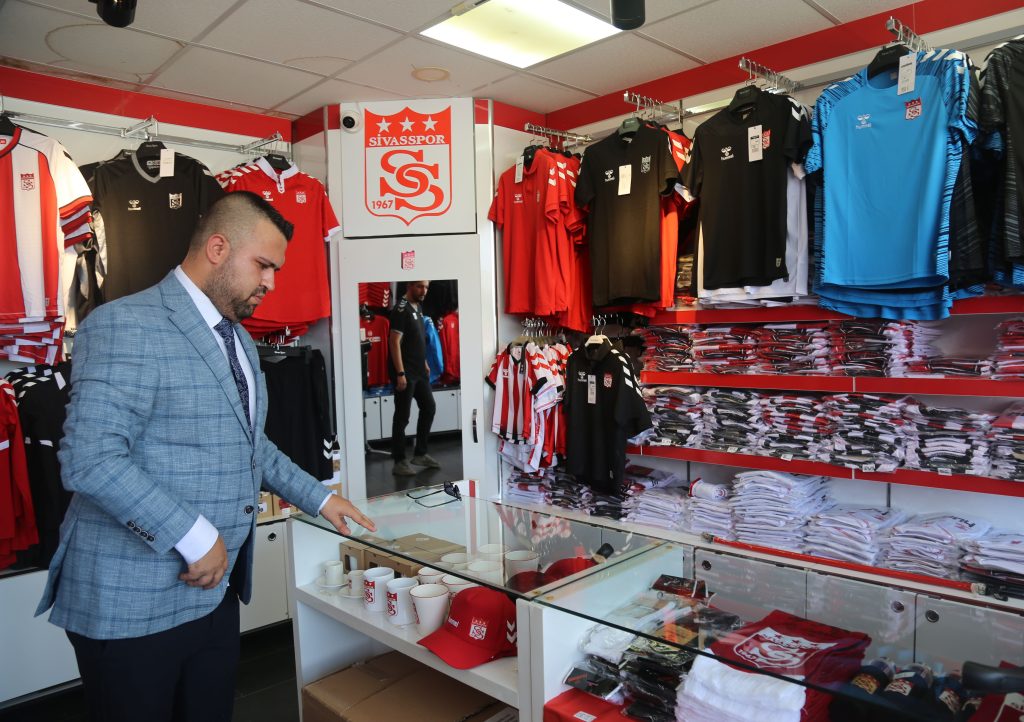 Sivasspor Taraftarına 58 Bin TL’lik Anlamlı Hediye!